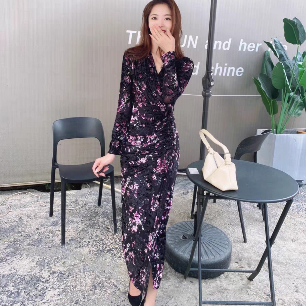 Đầm Body Kann Model Nhún Eo Cổ Chữ V Dài Tay Họa Tiết Hoa Tím Che Khuyết Điểm Tôn Dáng vải Chiffon HV73