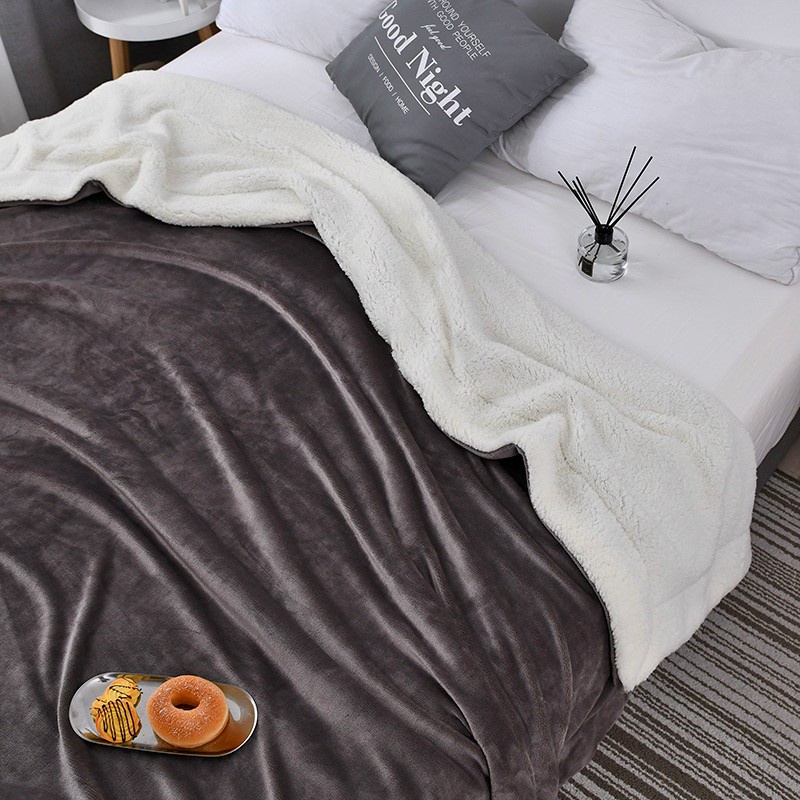 Chăn lông cừu Untimate nhập khẩu cao cấp 2 lớp siêu ấm ( Size 2m x 2m3 Nhiều màu)