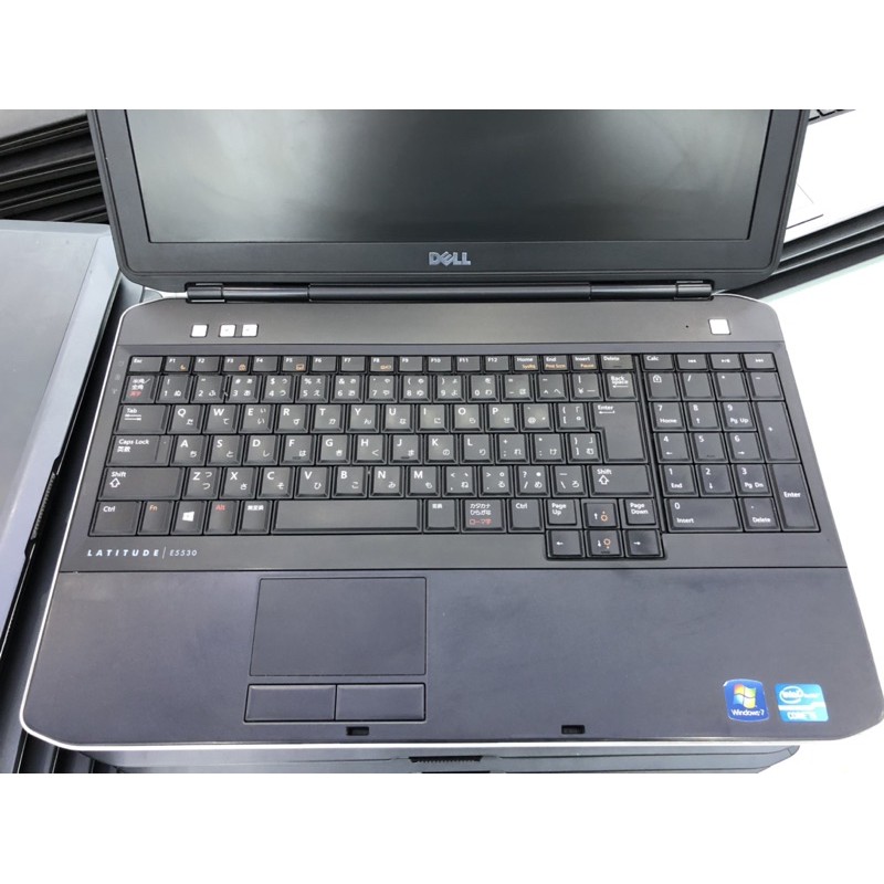 DELL Latitude 5530