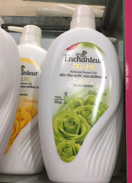 Sữa tắm enchanter vòi 650g