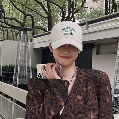 Mũ Lưỡi Trai Họa Tiết Thêu Phong Cách Hàn Quốc Cho Nam Nữ