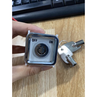 Ổ khóa thang máy