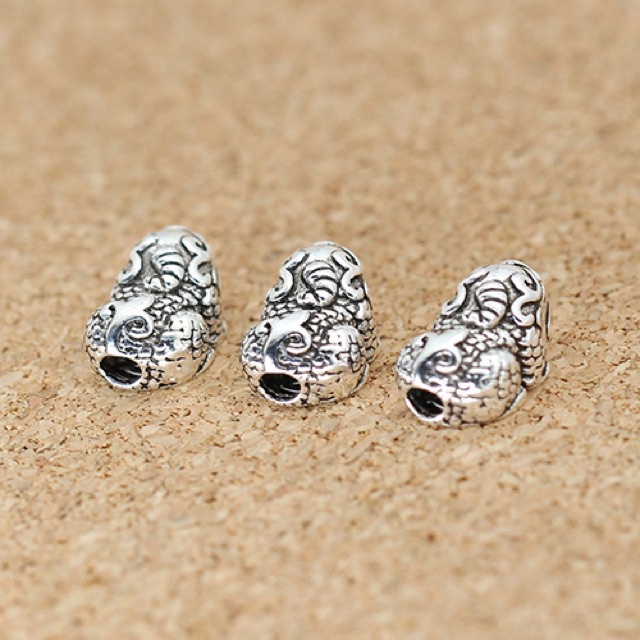 SỈ SIÊU RẺ  Charm Tỳ Hưu bạc Thái hàng đẹp - Bạc chuẩn loại 1, PH891