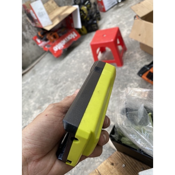 Dock sạc ryobi cho pin 40v có cổng usb OP403VNM