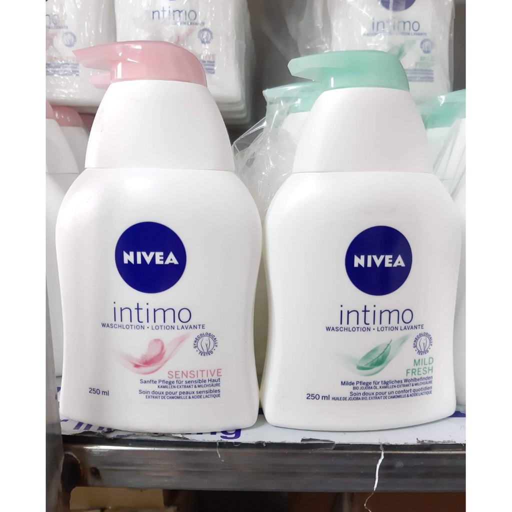 Dung dịch vệ sinh phụ nữ Nivea Intimo Waschlotion Sensitive 250ml