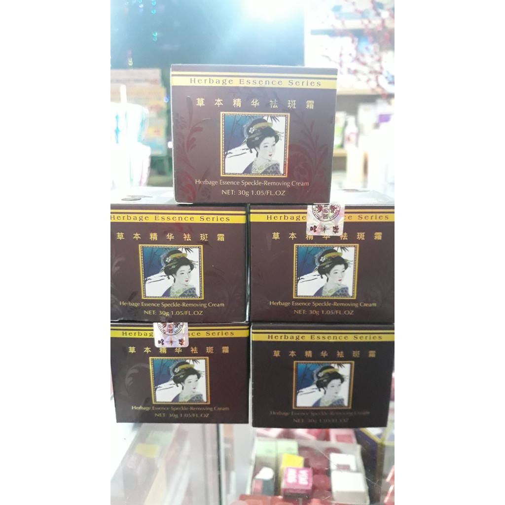Kem Sâm dưỡng trắng da cao cấp