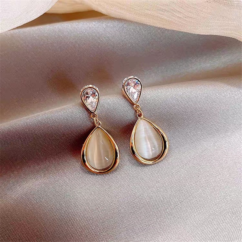 Khuyên Tai Giọt Nước Đính Đá Opal Cổ Điển Dễ Thương