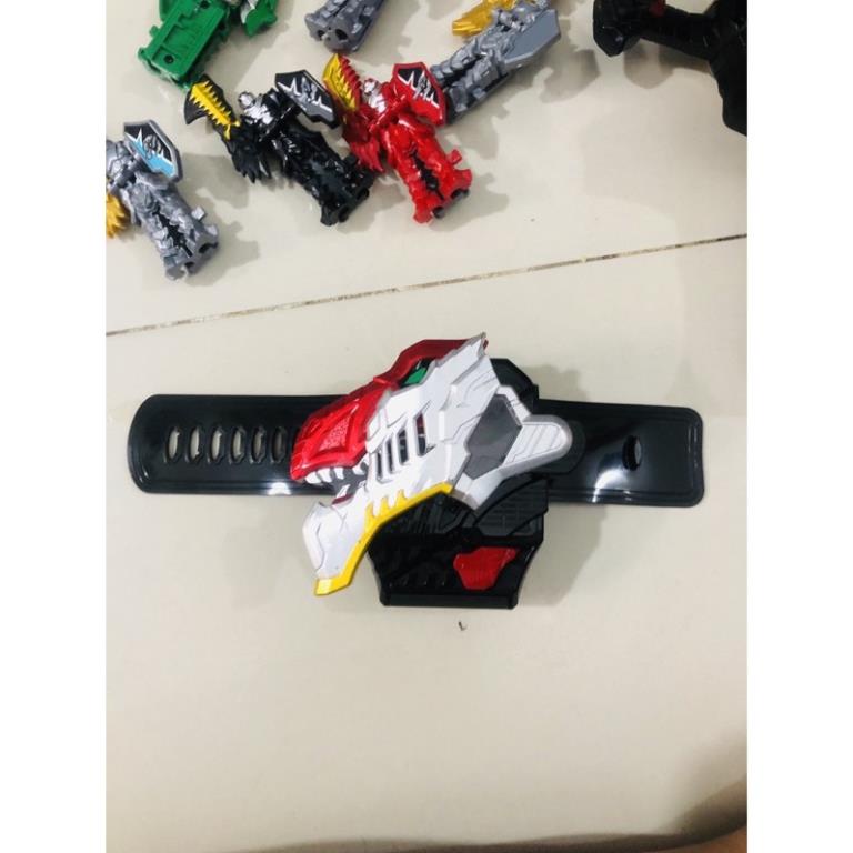Đồ chơi siêu nhân kiếm Ryusoulger Dx Chiến đội kỵ sĩ long