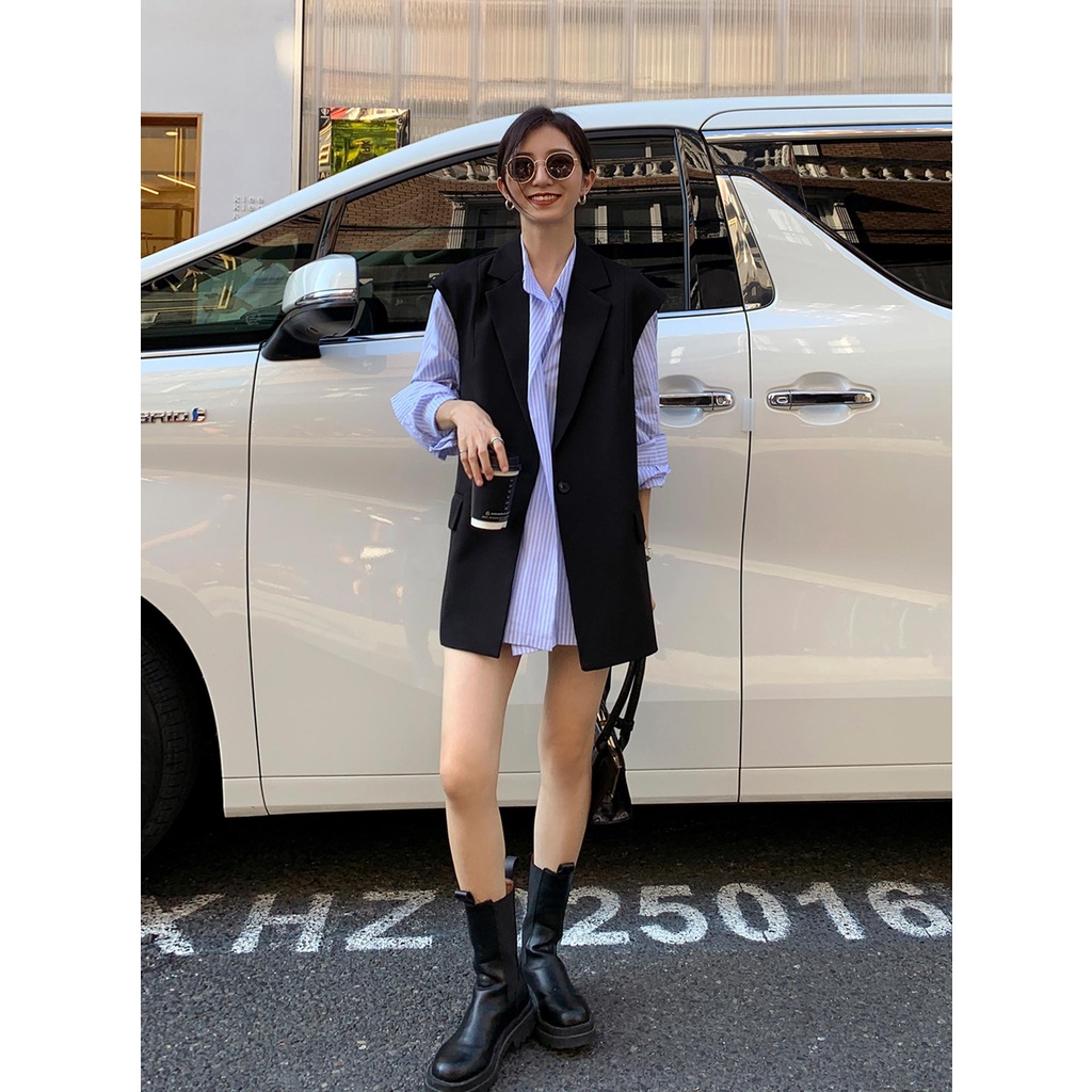 Set Công Sở Gồm Áo Khoác Và Váy Sơmi Thời TRang