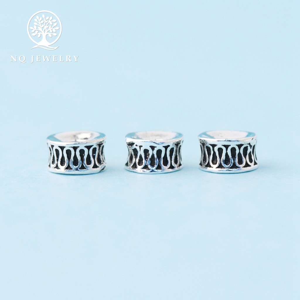 Charm bạc đồng tiền xỏ ngang - NQ Jewelry