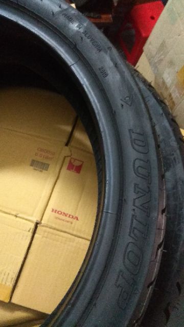 Vỏ Sau Dunlop sh ý made in Slovenia nhập khẩu