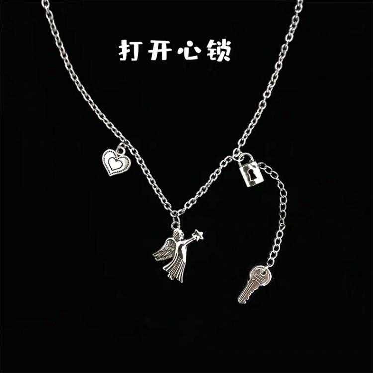 Dây Chuyền Mặt Ổ Khóa / Chìa Khóa / Trái Tim / Ngôi Sao 22125 Thời Trang Cho Nam Và Nữ