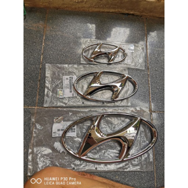 LOGO HUYNDAI hàng xịn MOBIS, biểu tượng gắn đầu xe.