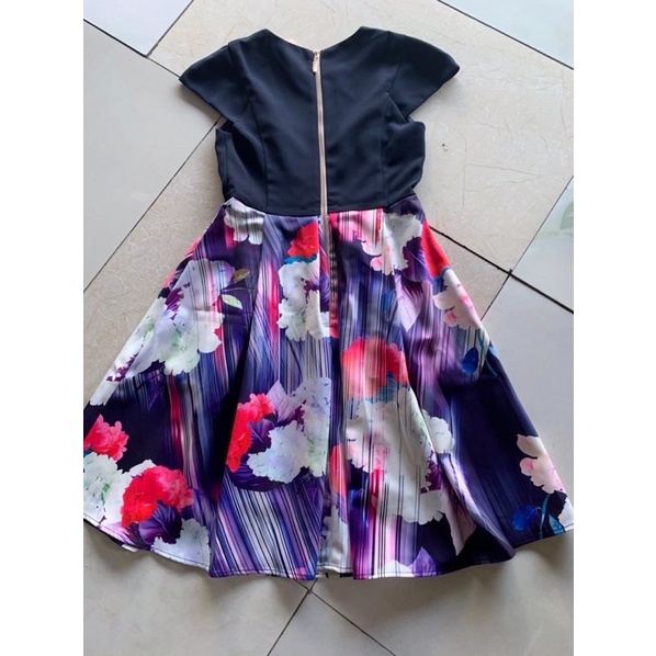 Đầm TED BAKER. 🍀🍀🍀🍀