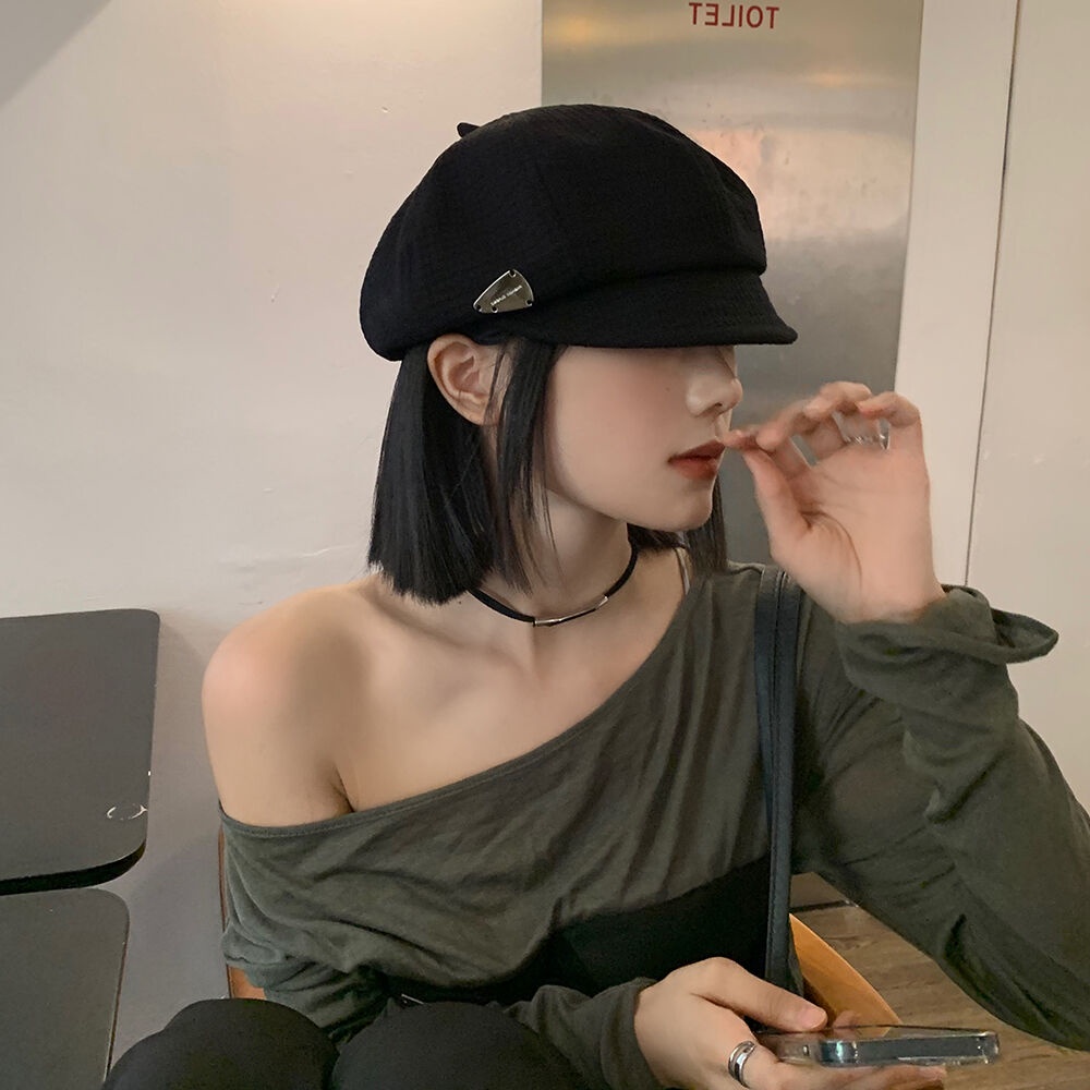 Mũ Beret Màu Đen Đính Nhãn Kim Loại Thời Trang Thu Đông Cho Nữ