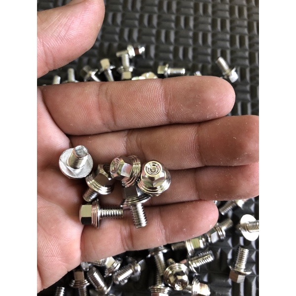 Ốc 6li inox 304 mẫu thái  từ 1phân đến 9phân gắn cho các dòng xe