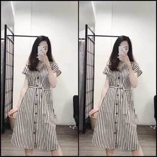 Váy kẻ cổ v