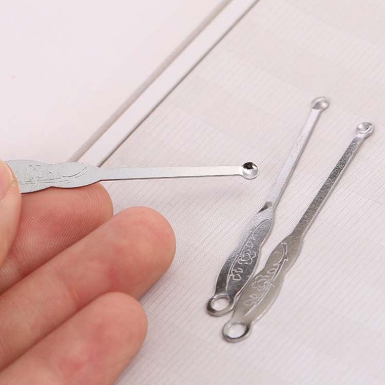 1 Cây lấy ráy tai bằng thép loại 1 hàng đẹp lấy dễ lấy róc 6cm