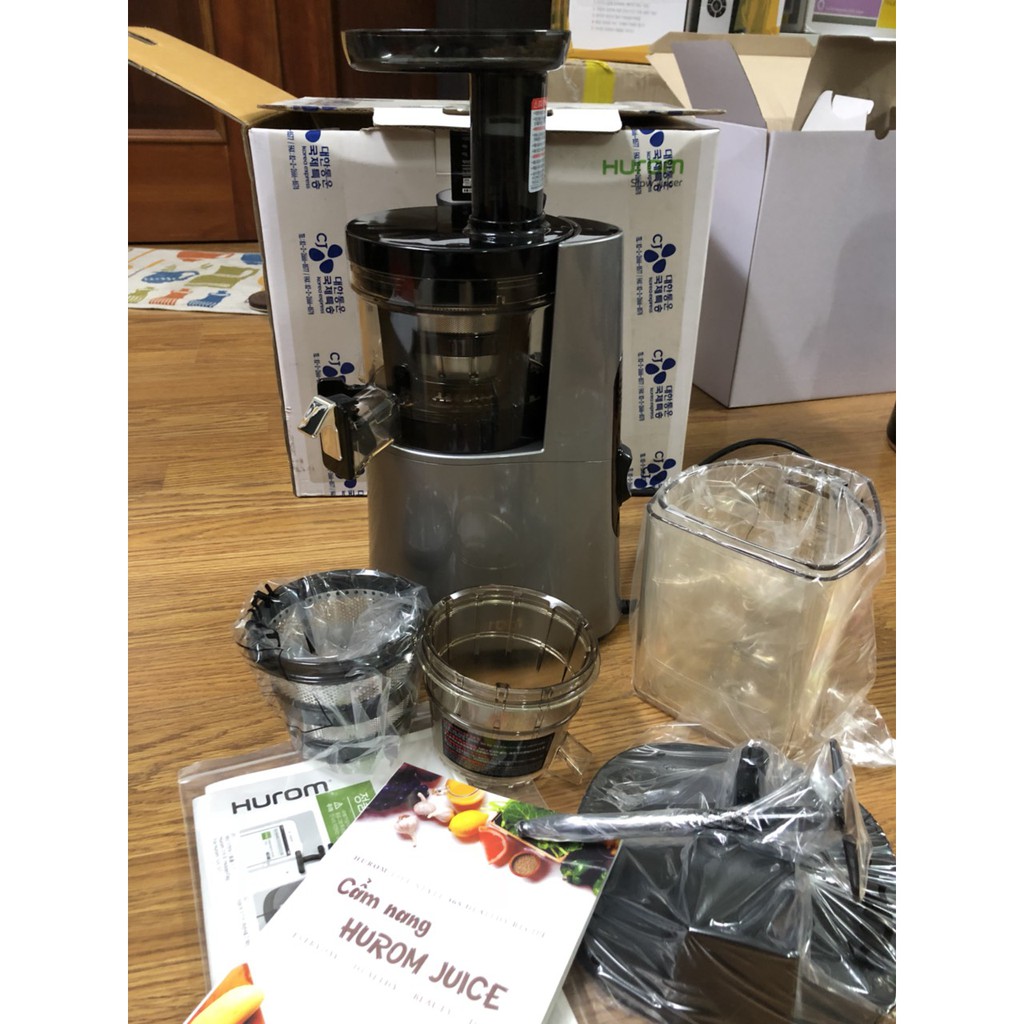Máy ép trái cây nội địa Hàn Quốc Hurom Alpha H-AA-DBF17B và H-AA-LBF17B -  bảo hành 10 năm