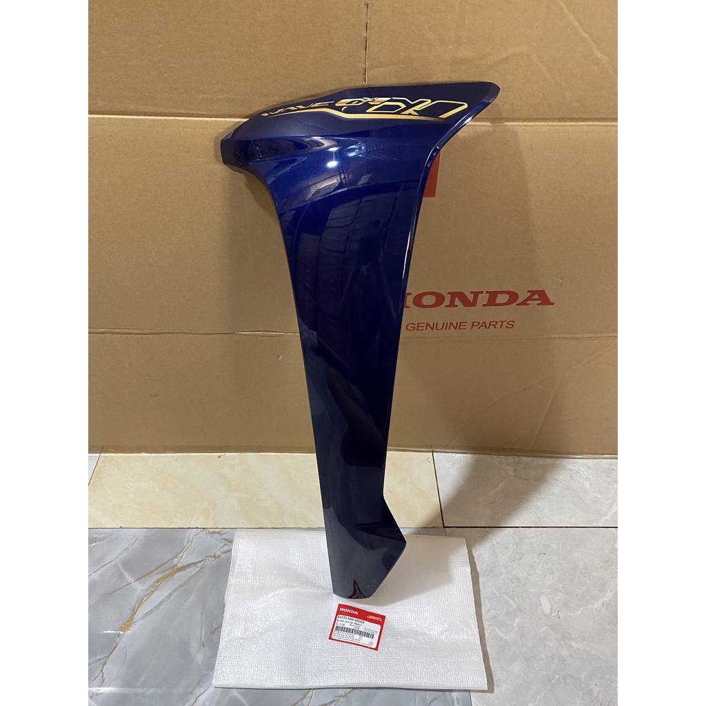 Cánh yếm bên trái - bửng yếm HONDA WAVE A110 năm 2021-2022 màu Xanh tím. 64770K89V50ZA
