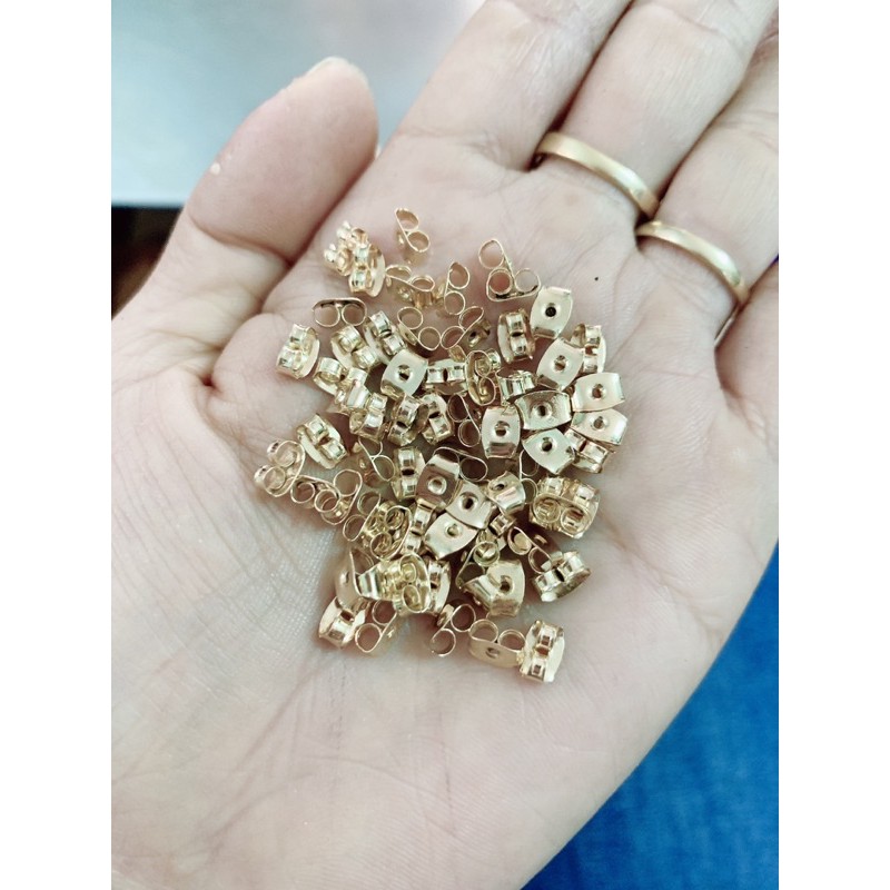Chuôi hoa tai cho các shop trang sức