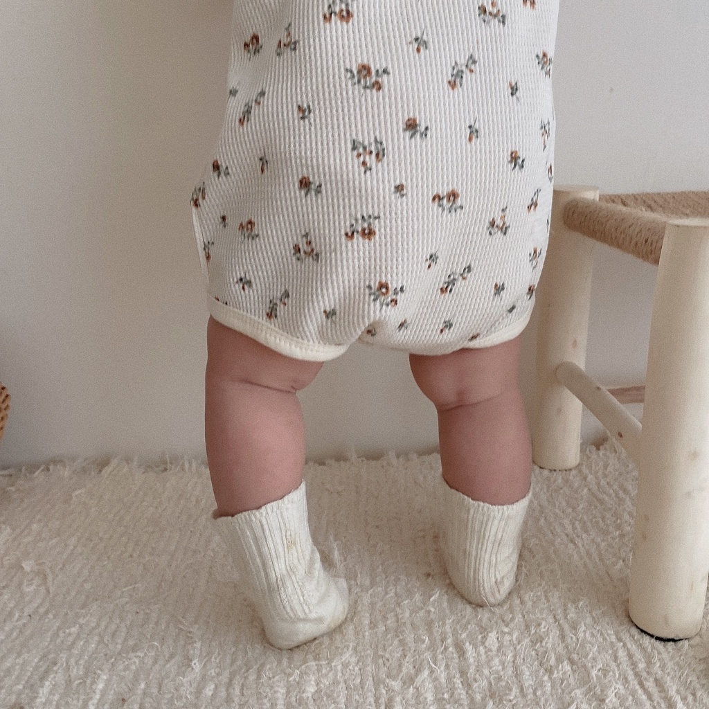 Bộ Áo Liền Quần Kèm 1 Nón Họa Tiết Hoa Dễ Thương Thời Trang Mùa Hè Cho Bé Sơ Sinh