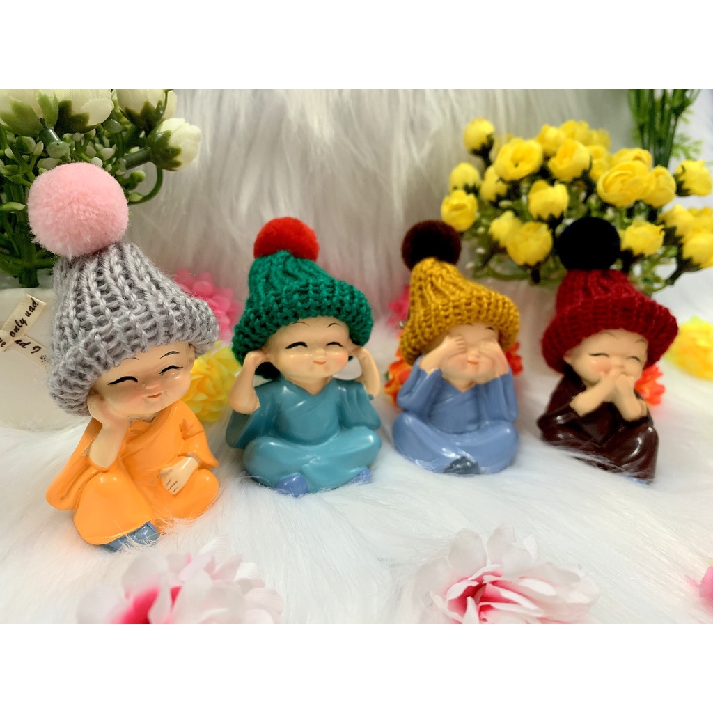 Tượng Chú Tiểu Tứ Không Đội Nón Len .
