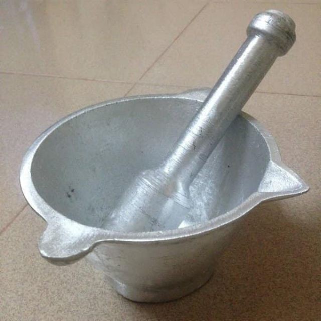 Bộ chày cối bằng gang trắng đúc nguyên khối, hàng dày dặn, loại 1