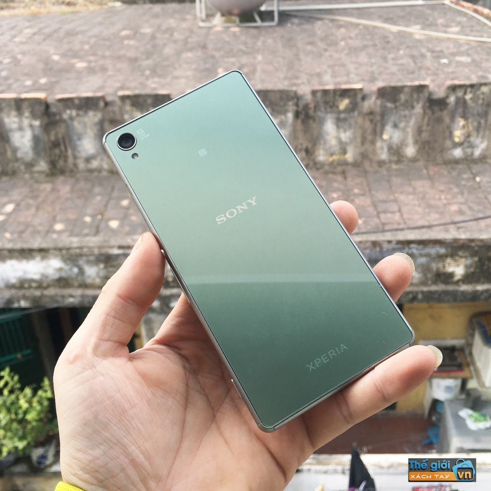 Điện thoại sony z3 chính hãng , máy rất đẹp,  ram 3gb, tiếng việt, giá rẻ
