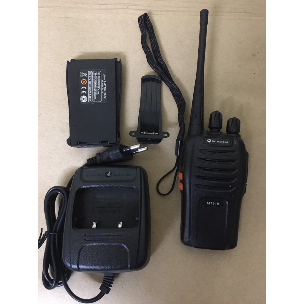 Bộ 2 Bộ đàm Motorola MT918