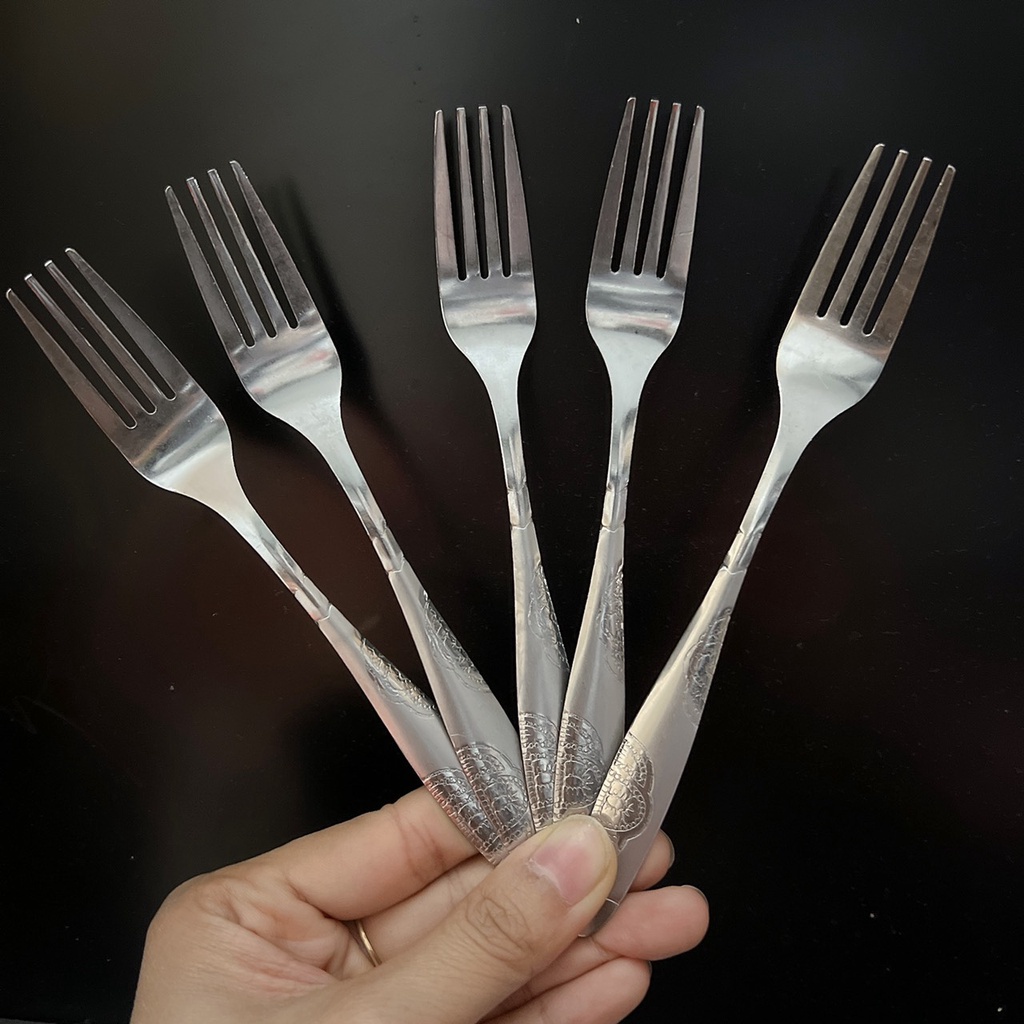Rĩa ăn hoa quả bằng inox