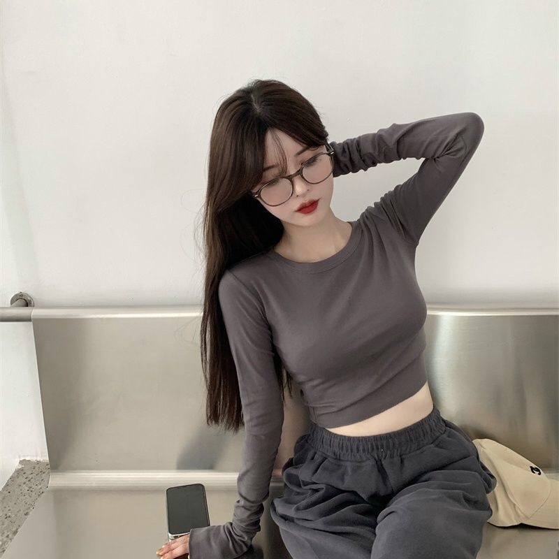 Áo thun tay dài cổ tròn form croptop ôm body vải cotton