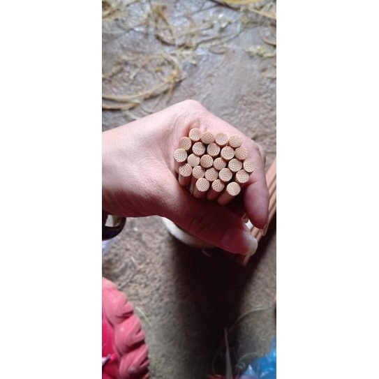 Bộ 10 đôi đũa tre già vót thủ công, luộc phơi tự nhiên rất an toàn cho sức khoẻ