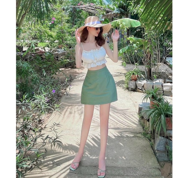 Sét áo và chân váy nữ áo kiểu croptop 2 dây hở lưng phối chân váy mini trẻ trung quyến rũ