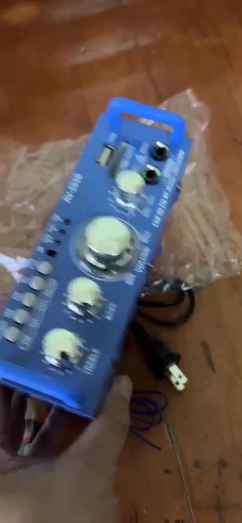 Amply mini Bluetooth AV-263B