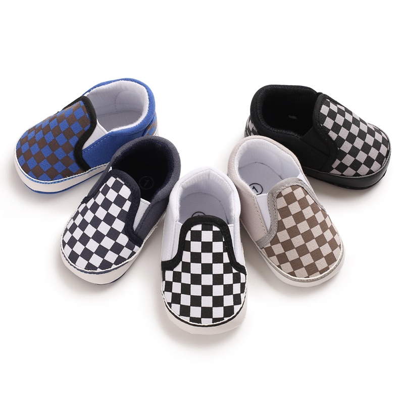 Giày Sneaker Chống Trượt Họa Tiết Caro Cho Bé Trai Walkers