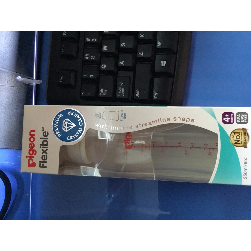 [ Chính Hãng] [ Check Vietcheck 100% Chính hãng] Bình sữa Pigeon Cổ Hẹp PP Streamline 250ml - Date luôn mới