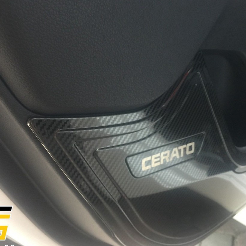 Ốp Tapli cacbon Cánh Cửa Xe Cerato 2019- 2020- 2021 carbon- Hàng đẹp