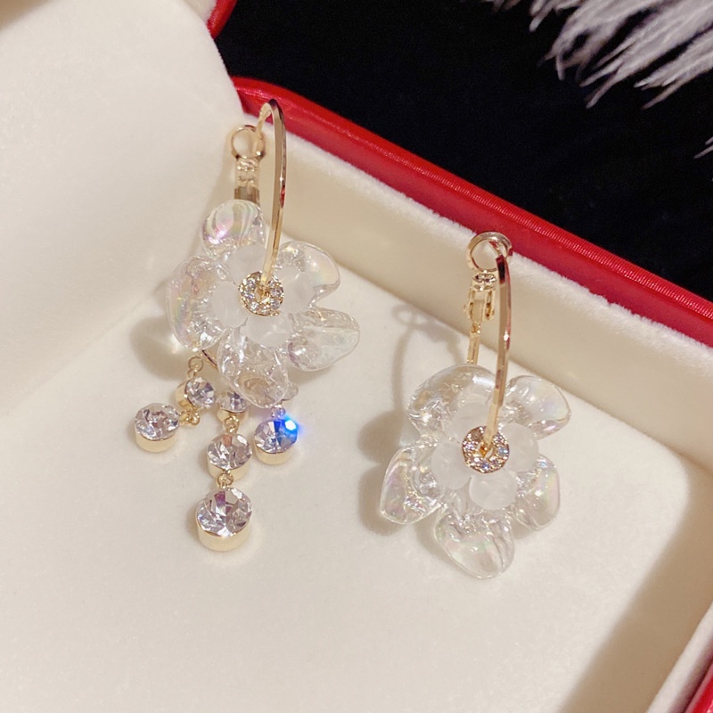 Bông Tai Tua Rua Đính Đá Thời Trang Độc Đáo