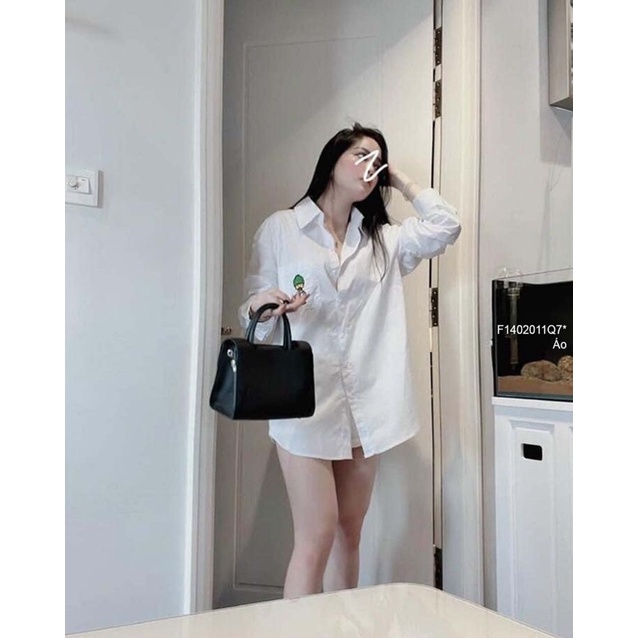 Áo sơ mi túi thêu hình vịt