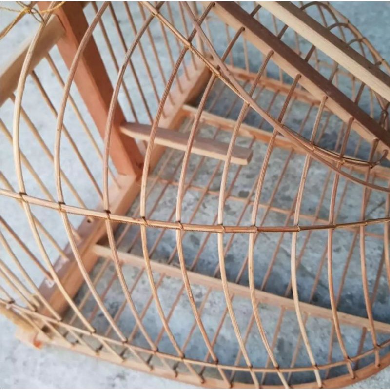 Lồng bẫy chim Chào mào, Chích chòe, Khướu, Mi siêu nhạy. Khung gỗ nan tre già