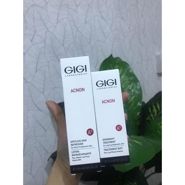 Kem dưỡng chuyên sâu da mụn gigi acnon ban ngày