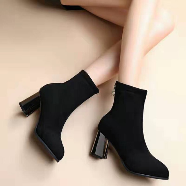 Bos da lộn mấu mới khoá 5G | BigBuy360 - bigbuy360.vn