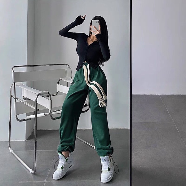 Quần jogger thêu mặt cười unisex - Jogger nỉ cạp chun dây rút bản to kiểu dáng form rộng đường phố hàn quốc HOT TREND