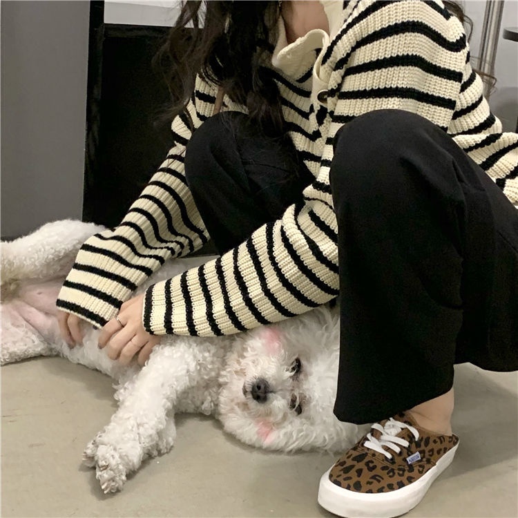 Áo sweater dệt kim kẻ sọc dáng rộng xinh xắn dành cho nữ