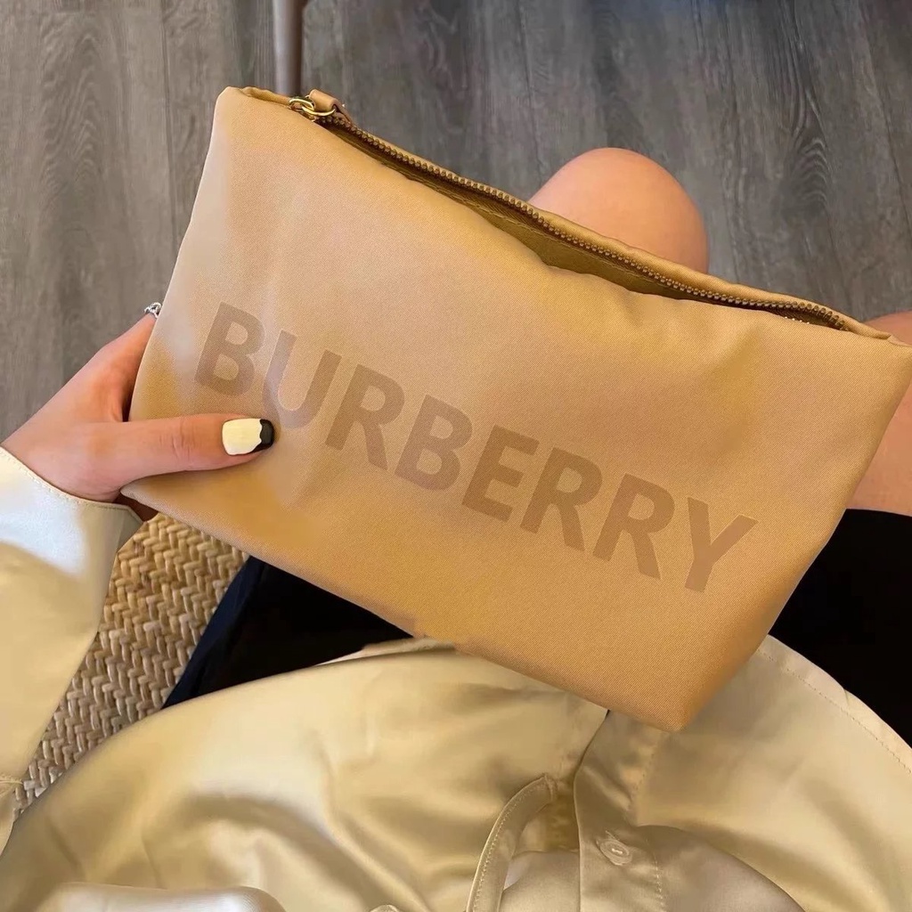 Túi Đựng Đồ Trang Điểm MDJI Burberry 2022