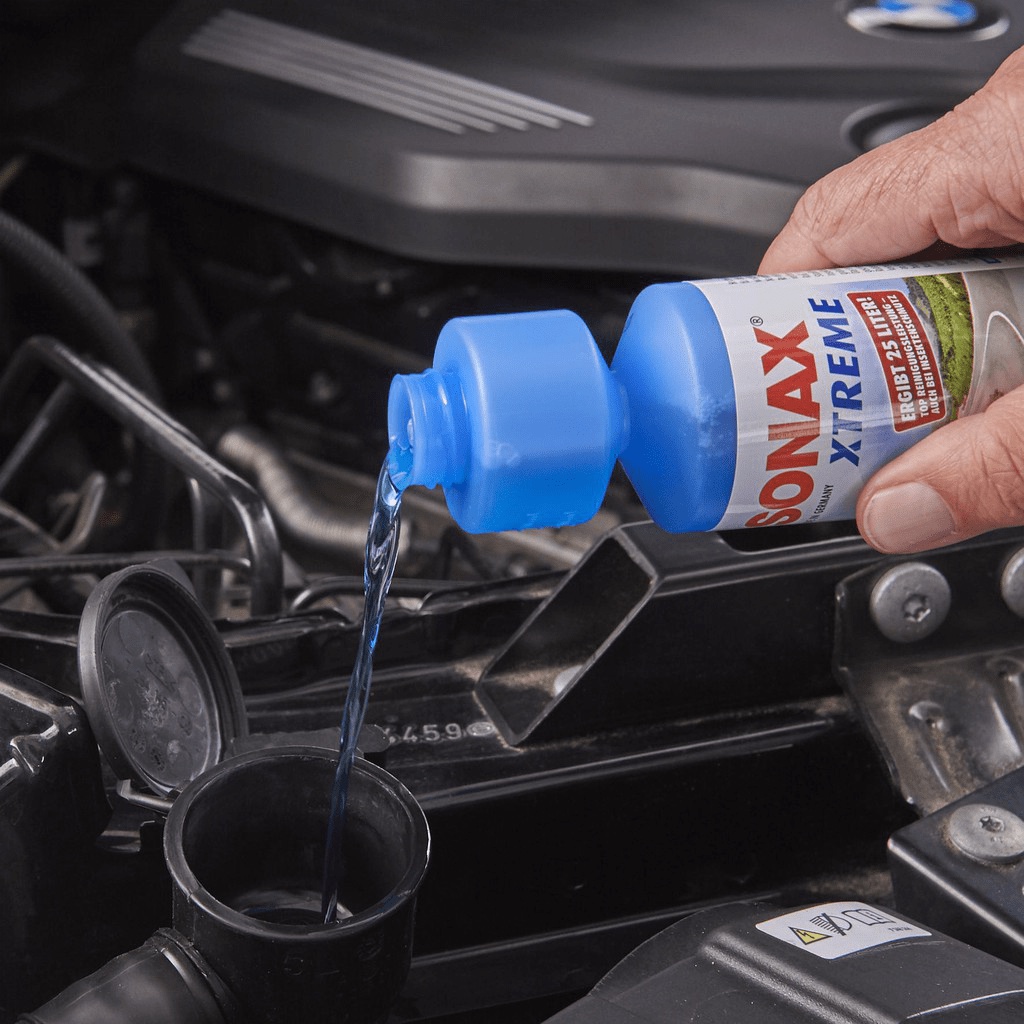 Nước rửa kính xe ô tô dạng châm Sonax Xtreme Clear View 250ml 271141