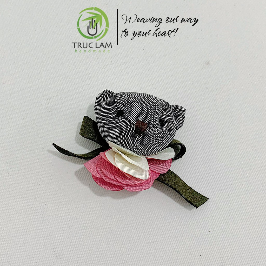 Phụ Kiện Ghim Cài Aó Hình Gấu Teddy Cổ Đeo Nơ Hoa Trúc Lâm Handmade