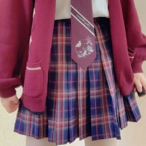 Đồng phục nữ sinh thiết kế đáng yêu độc đáo