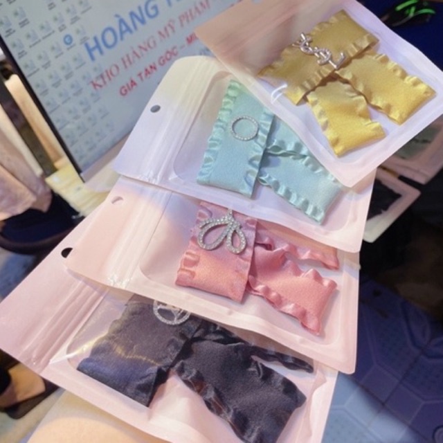 Tag nơ cài áo đính đá sang trọng tiểu thư cho bạn gái